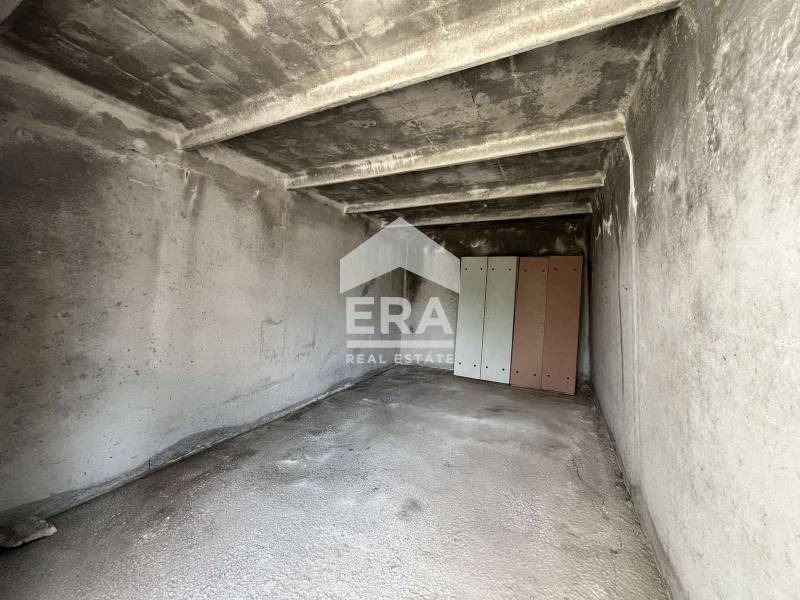 À venda  Garagem Targovichtche , Zapad 2 , 19 m² | 68284462 - imagem [3]