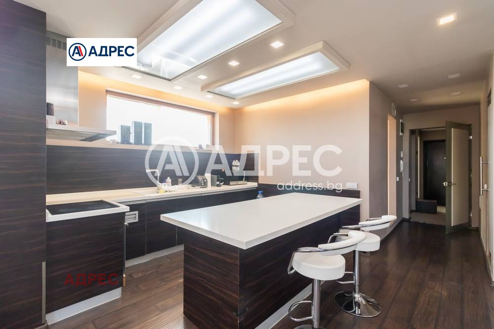 Продава МНОГОСТАЕН, гр. Варна, Зимно кино Тракия, снимка 2 - Апартаменти - 55133270