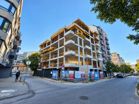 Продава  3-стаен, град Варна