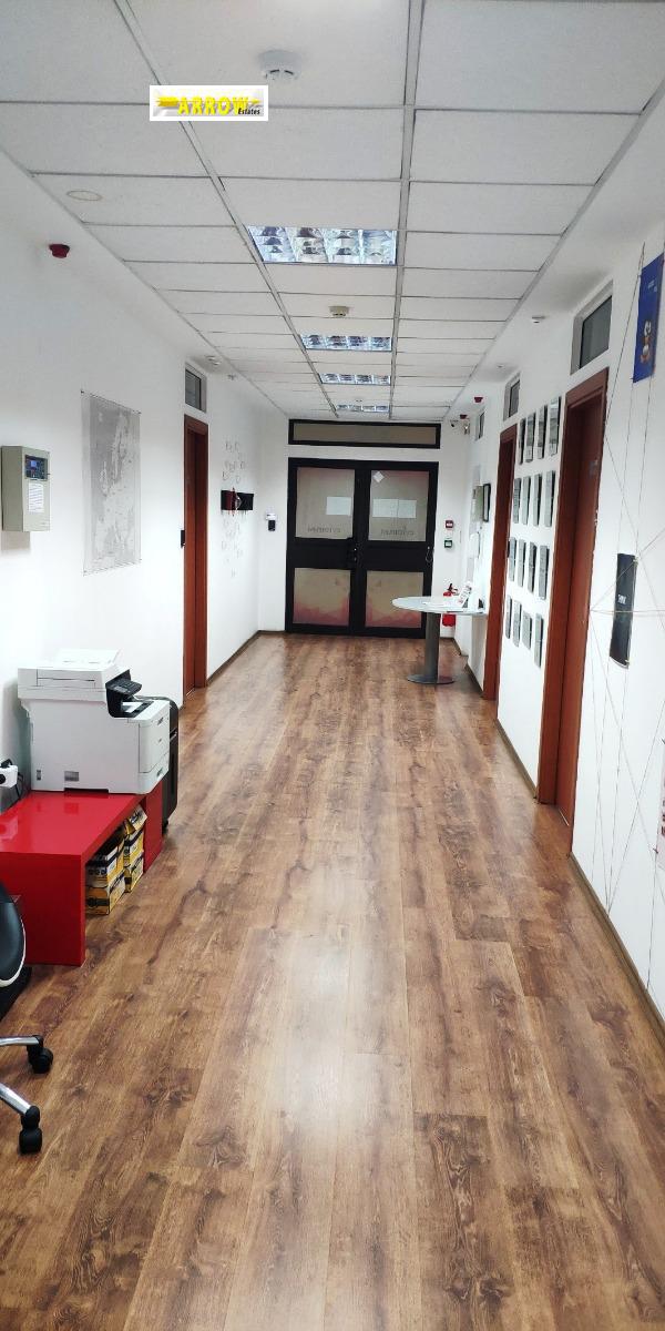 Продаја  Канцеларија Софија , Гео Милев , 920 м2 | 61134387 - слика [5]