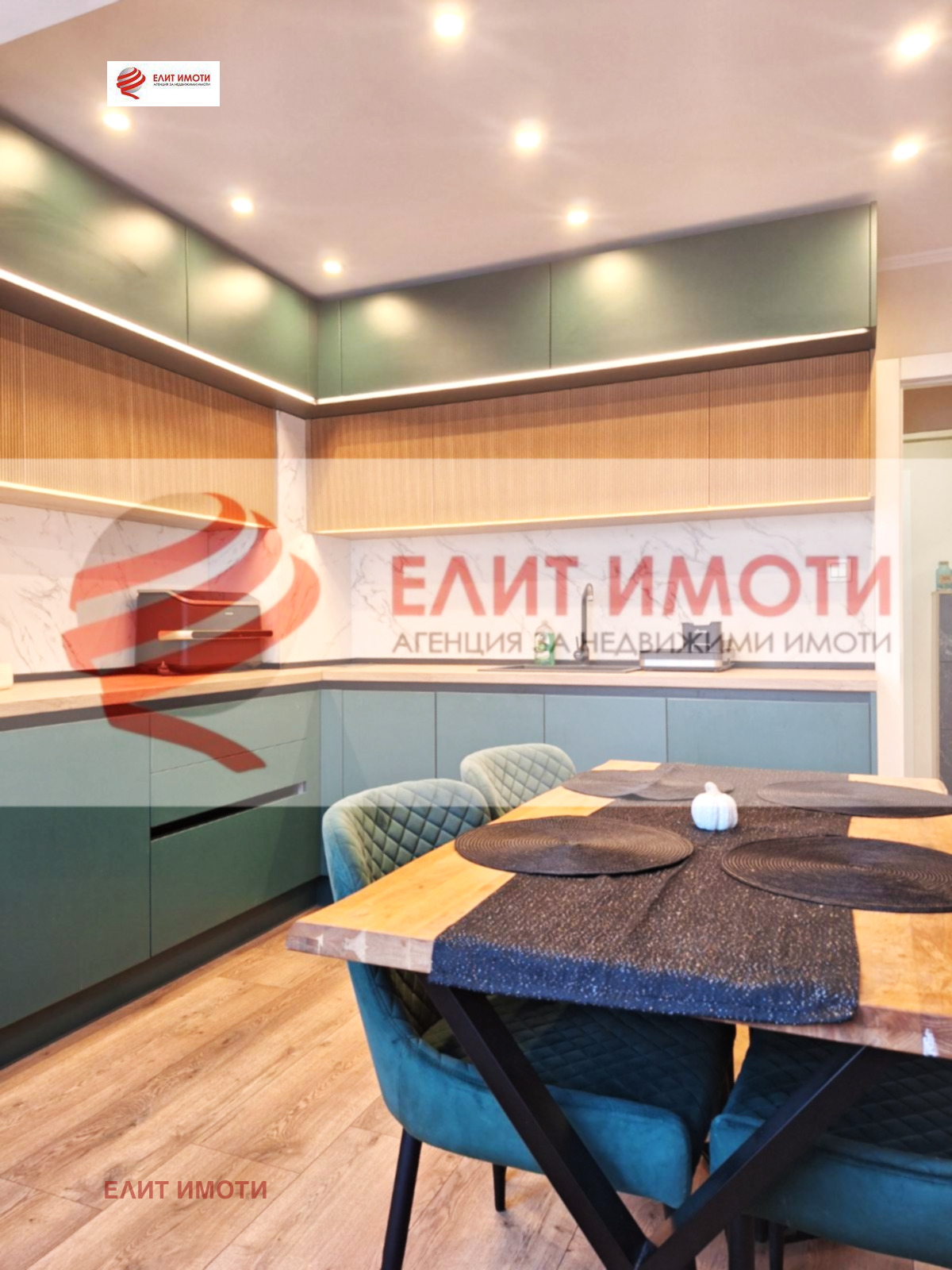 Продава 4-СТАЕН, гр. Варна, Левски 1, снимка 2 - Апартаменти - 56111246