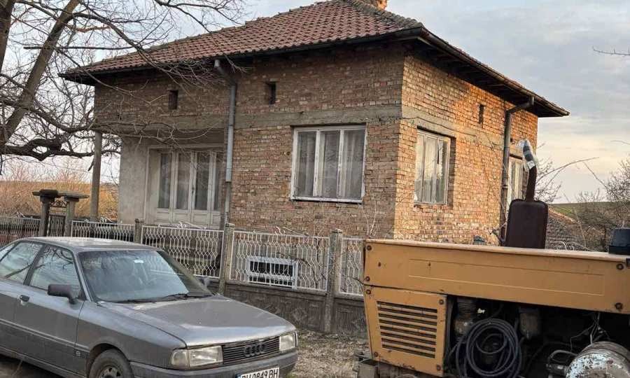 Продава КЪЩА, с. Винарово, област Видин, снимка 2 - Къщи - 53076196