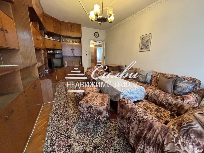 Продава 4-СТАЕН в град Шумен, Болницата - 100 кв.м / 165 000 € » 322 711.95 лв., НЕДВИЖИМИ ИМОТИ СИЛВИ