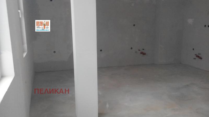 Продава 3-СТАЕН, гр. Велико Търново, Център, снимка 2 - Апартаменти - 54073078