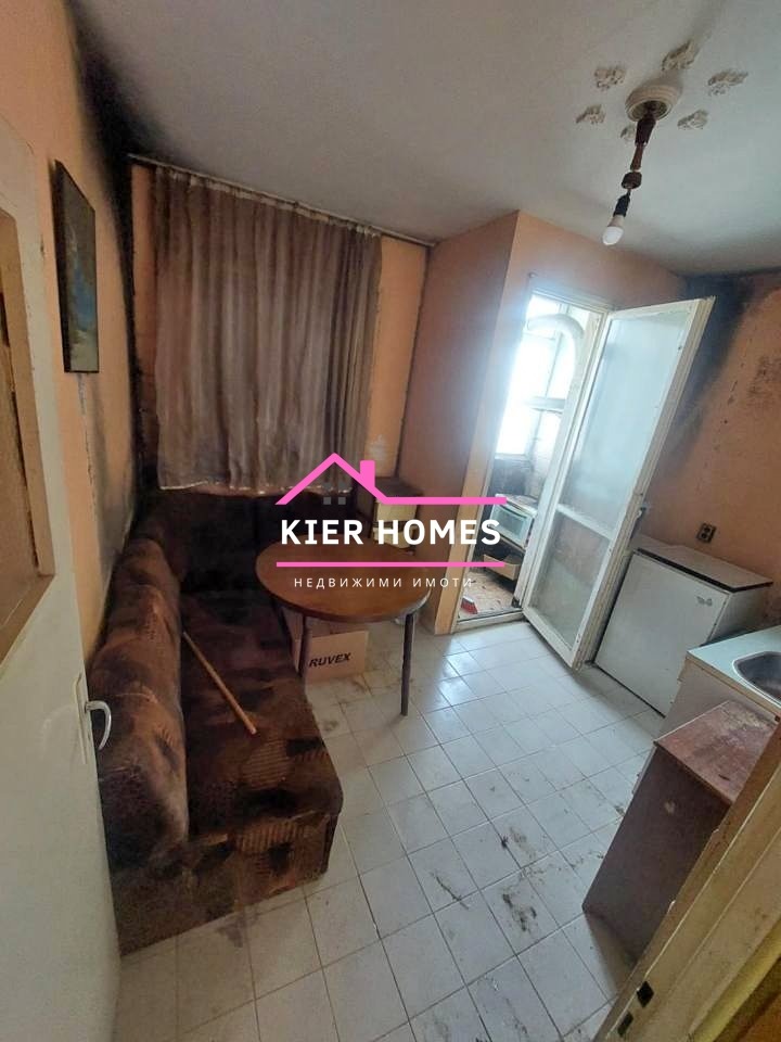 Продава 3-СТАЕН, гр. Раднево, област Стара Загора, снимка 2 - Апартаменти - 52359462