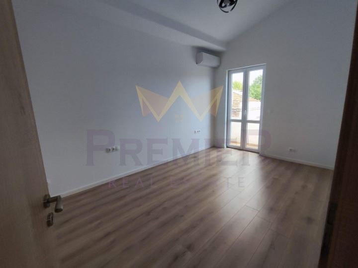 Продава 4-СТАЕН, гр. Варна, Център, снимка 3 - Апартаменти - 55349596