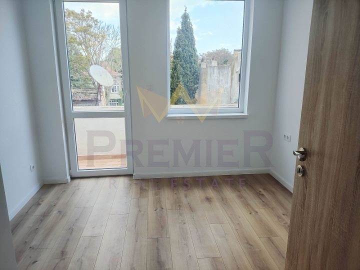 Продава 4-СТАЕН, гр. Варна, Център, снимка 4 - Апартаменти - 55349596