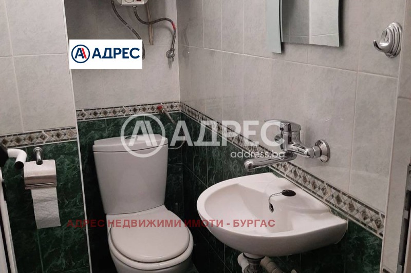 Продава МНОГОСТАЕН, гр. Бургас, Възраждане, снимка 12 - Апартаменти - 53241731