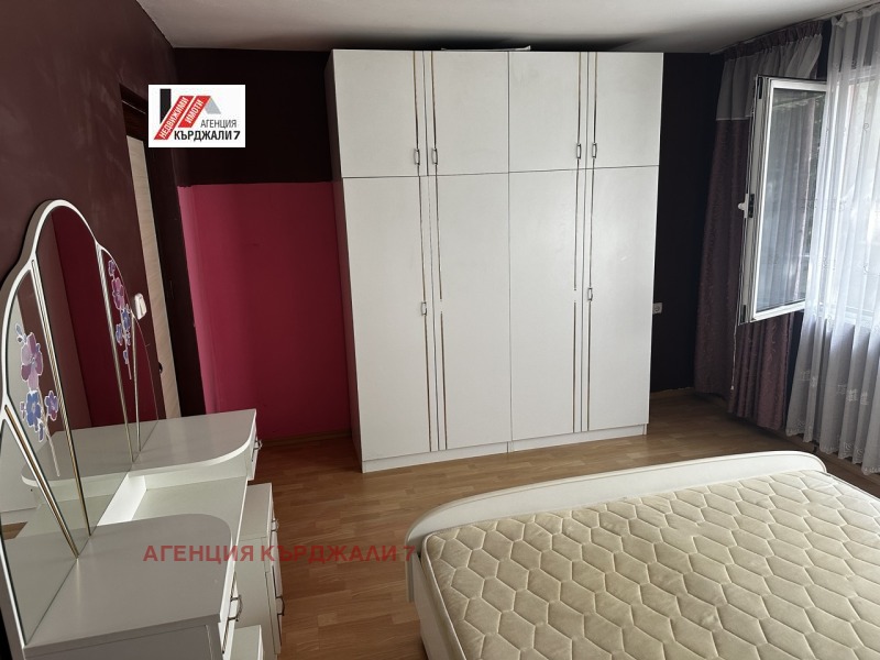 Продава  Етаж от къща град Кърджали , Студен кладенец , 74 кв.м | 23576441 - изображение [11]