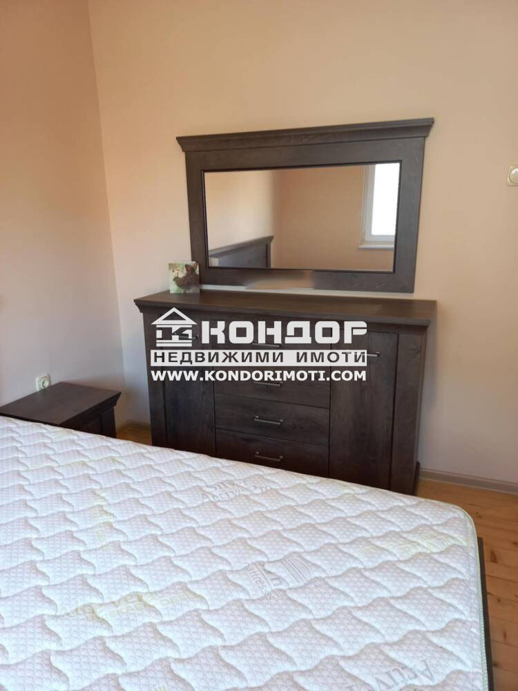 Продава ЕТАЖ ОТ КЪЩА, гр. Пловдив, Център, снимка 6 - Етаж от къща - 53087023