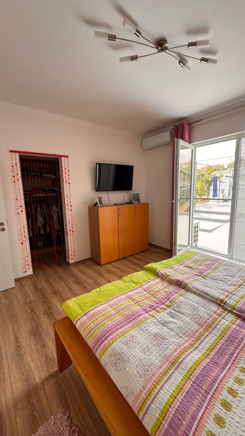 Till salu  Hus region Varna , Priselci , 197 kvm | 24028457 - bild [6]