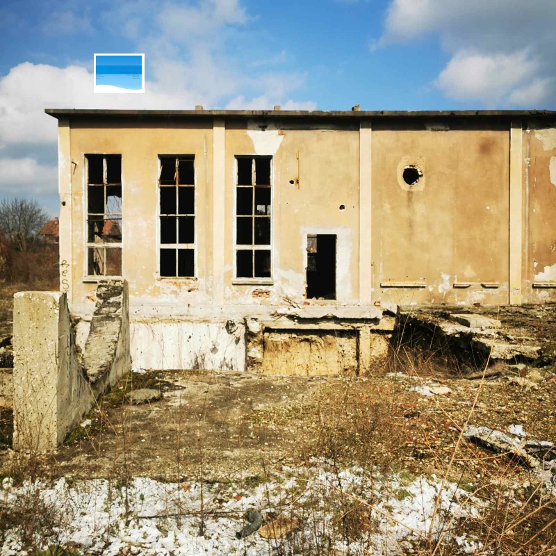 Продава  Пром. помещение област Плевен , гр. Левски , 22200 кв.м | 16194691 - изображение [2]