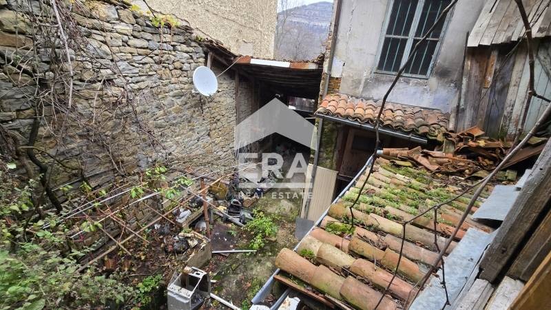 Продава ПАРЦЕЛ, гр. Велико Търново, Център, снимка 2 - Парцели - 54881790