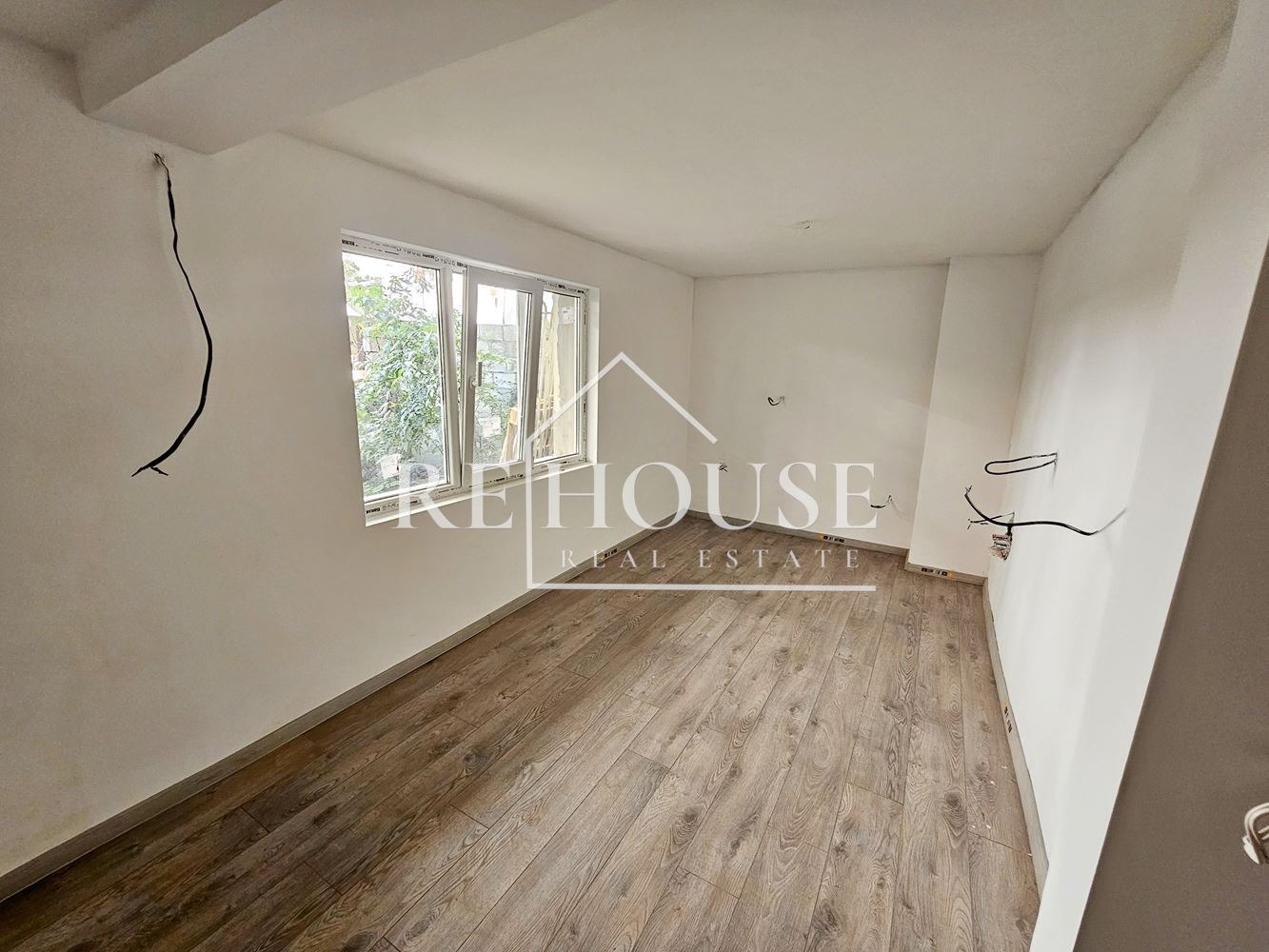 Продава 2-СТАЕН, гр. Варна, Колхозен пазар, снимка 3 - Апартаменти - 55476755
