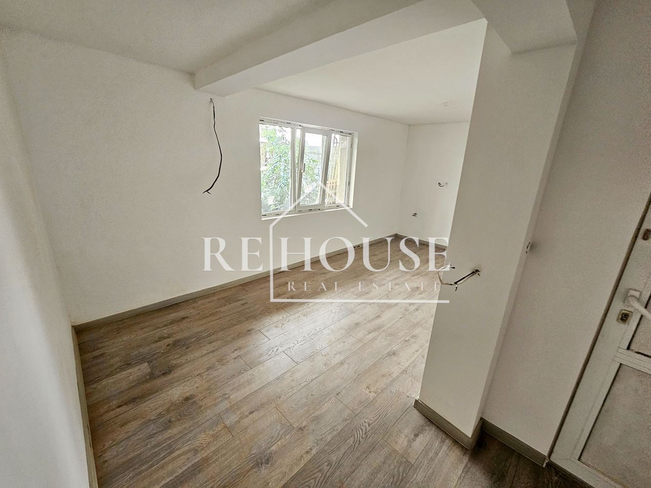 Продава 2-СТАЕН, гр. Варна, Колхозен пазар, снимка 4 - Апартаменти - 55476755