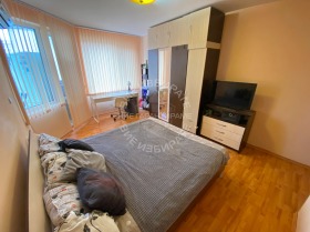 1 Schlafzimmer Pobeda, Warna 3