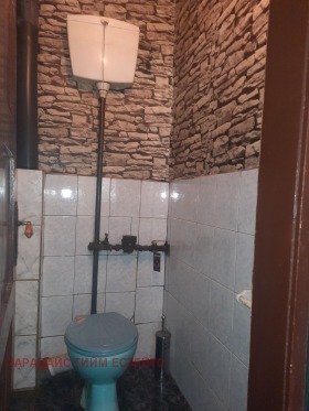 2 slaapkamers Botevgrad, regio Sofia 9