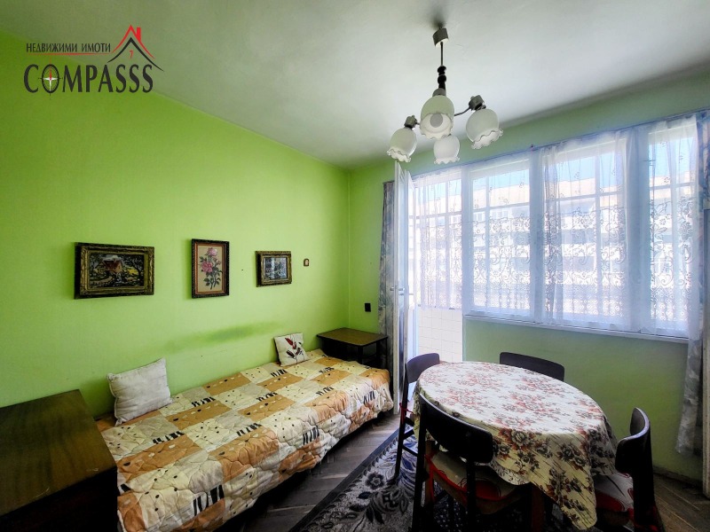 En venta  1 dormitorio Dobrich , Tsentar , 70 metros cuadrados | 69679831 - imagen [4]