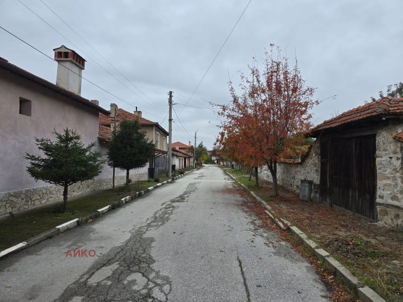 Продава КЪЩА, с. Лесичово, област Пазарджик, снимка 2 - Къщи - 52315279