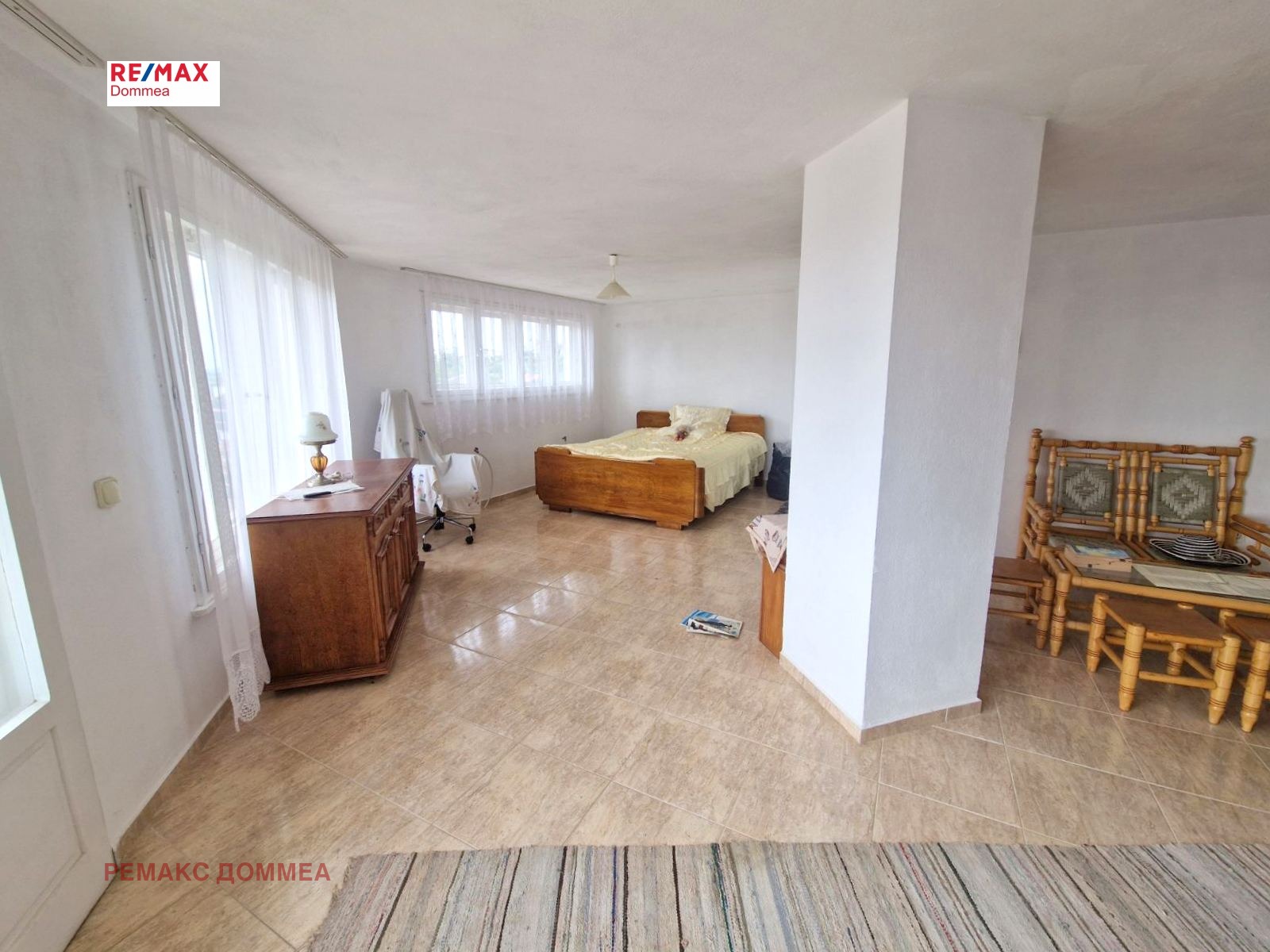 Продава КЪЩА, гр. Варна, к.к. Св.Св. Константин и Елена, снимка 2 - Къщи - 50672603