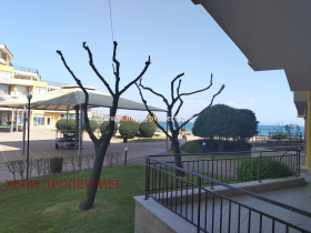 1 quarto Aheloi, região Burgas