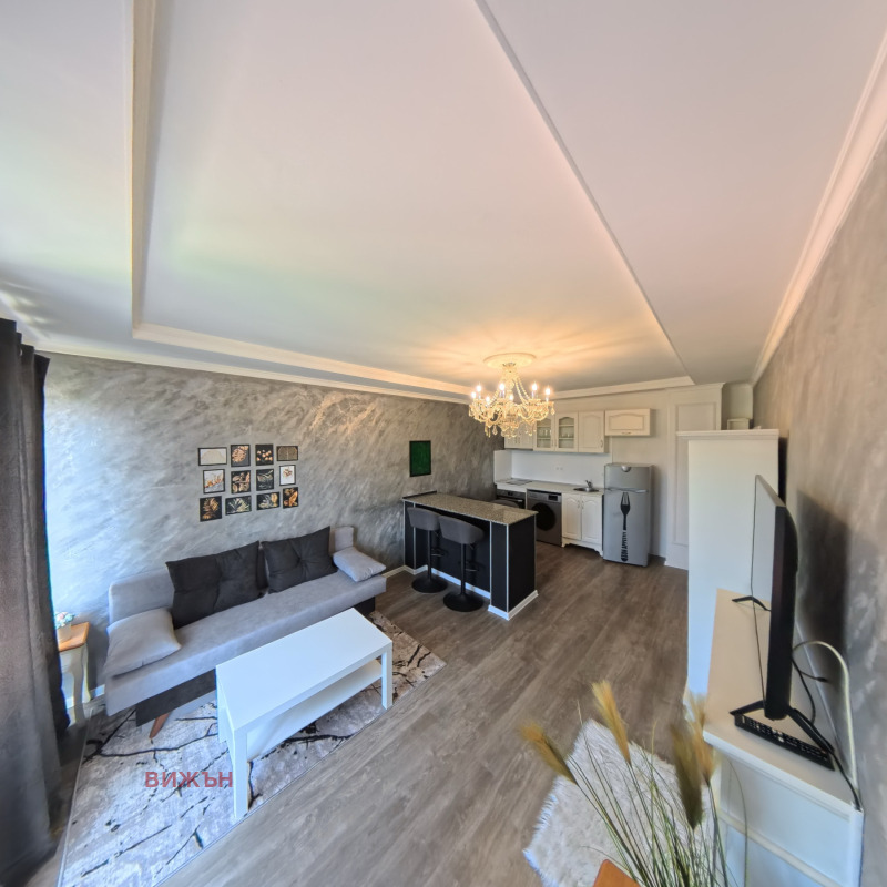 En venta  2 dormitorios Pernik , Iztok , 72 metros cuadrados | 68209382