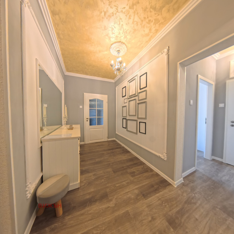 En venta  2 dormitorios Pernik , Iztok , 72 metros cuadrados | 68209382 - imagen [12]