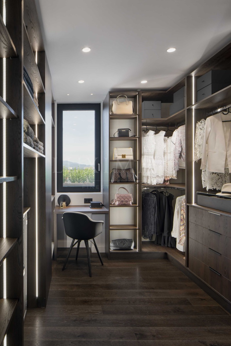 Продава 4-СТАЕН, гр. София, Кръстова вада, снимка 13 - Апартаменти - 52170086