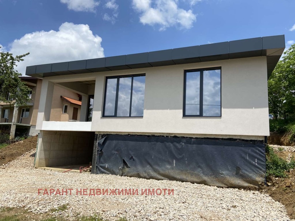Продава КЪЩА, с. Борики, област Габрово, снимка 2 - Къщи - 54787082