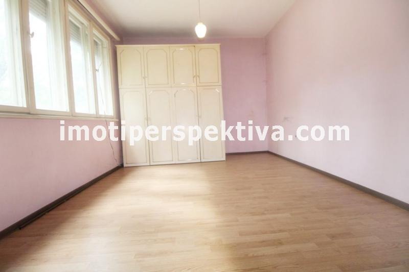 Продава  2-стаен град Пловдив , Център , 63 кв.м | 35673435