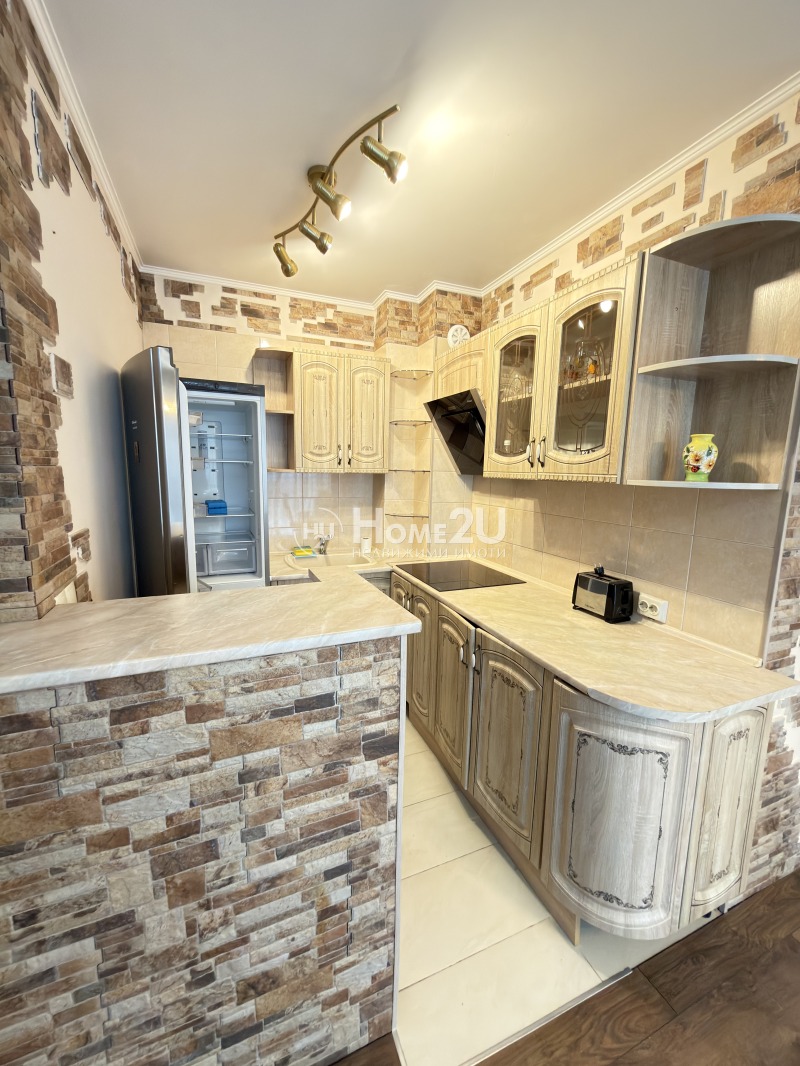 Продава 2-СТАЕН, гр. Варна, Бриз, снимка 2 - Апартаменти - 53428637