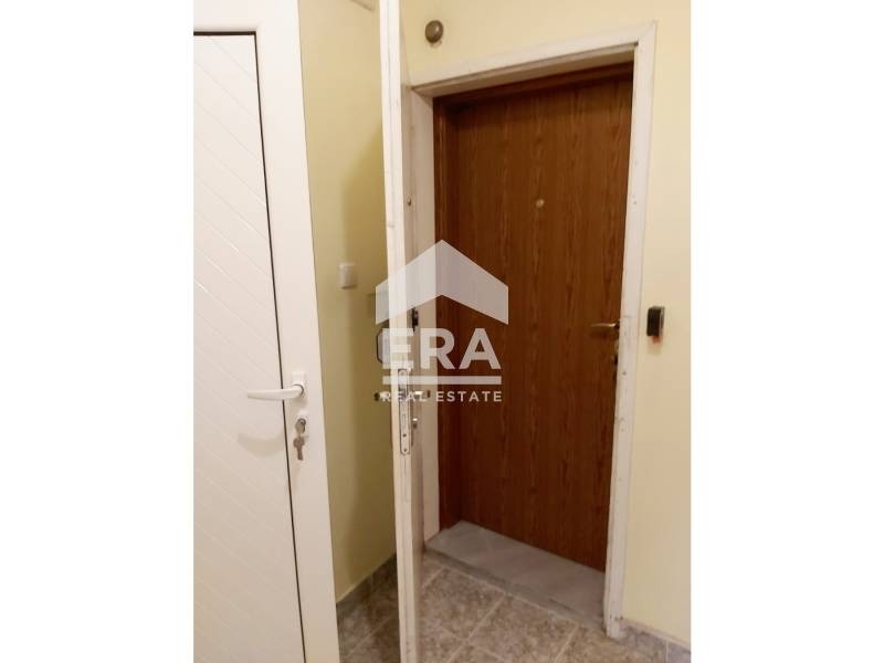 Продава 2-СТАЕН, гр. Велико Търново, Център, снимка 8 - Апартаменти - 54027534