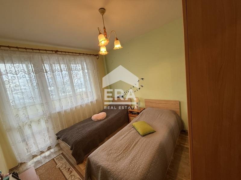Продава 2-СТАЕН, гр. Велико Търново, Център, снимка 6 - Апартаменти - 54027534