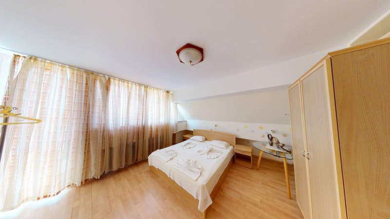 Продава  3-стаен област Бургас , к.к. Слънчев бряг , 116 кв.м | 87598632 - изображение [6]