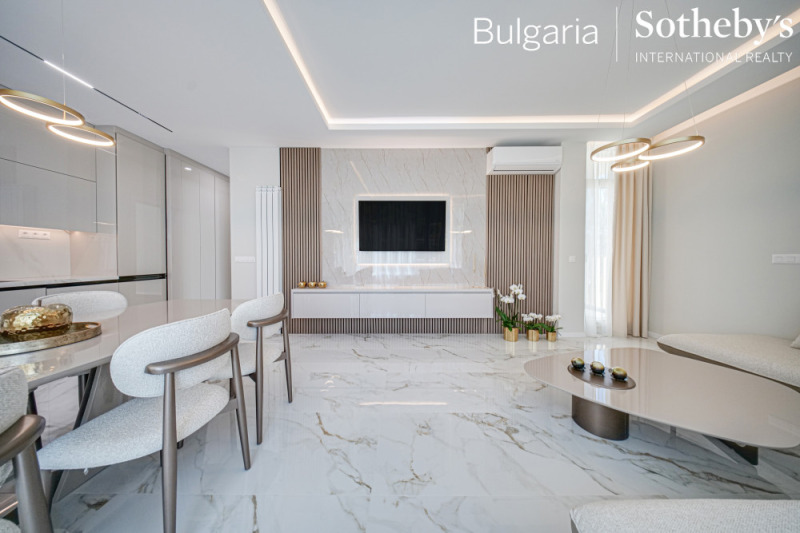 Продава 3-СТАЕН, гр. София, Бояна, снимка 2 - Апартаменти - 51930095