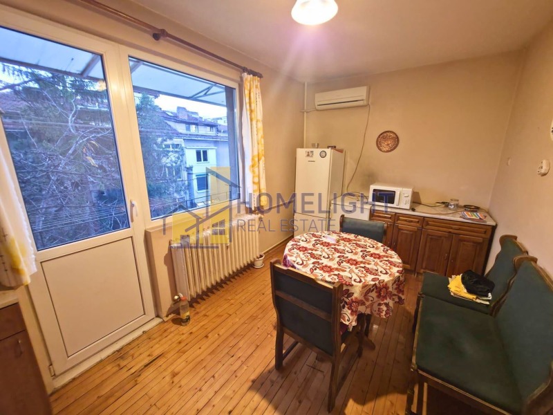 Продава 3-СТАЕН, гр. София, Изток, снимка 3 - Апартаменти - 52811657