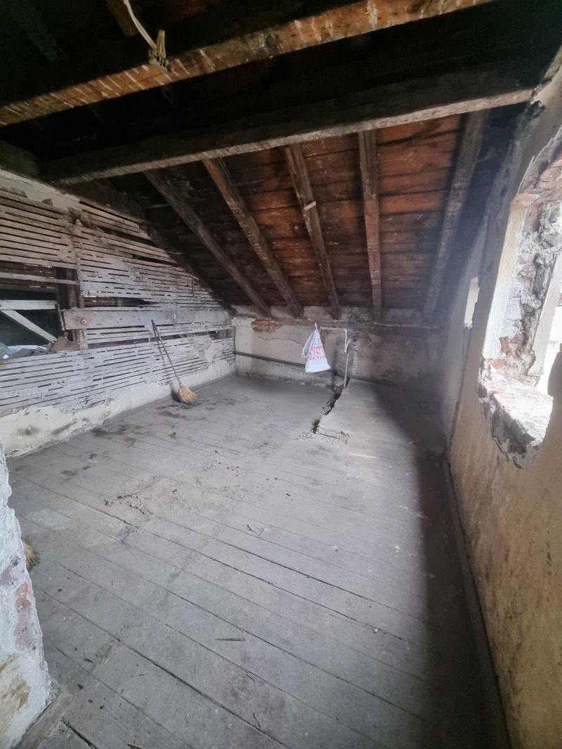 À venda  3 quartos Sofia , Centar , 141 m² | 71927995