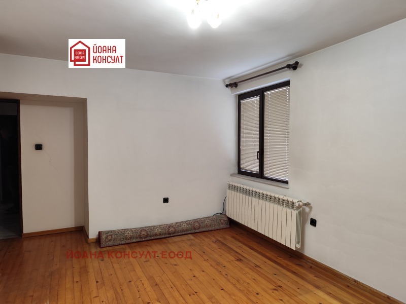 Продава МНОГОСТАЕН, гр. Плевен, Широк център, снимка 9 - Апартаменти - 53096422