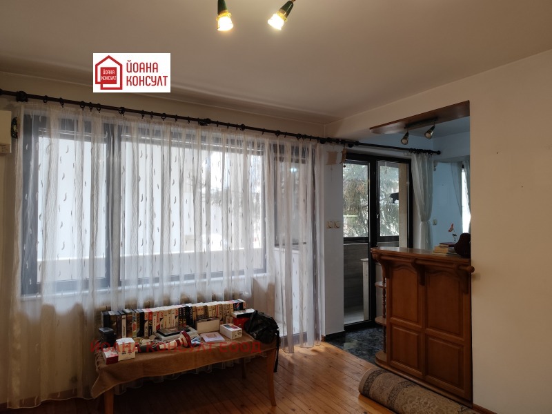 Продава МНОГОСТАЕН, гр. Плевен, Широк център, снимка 8 - Апартаменти - 53096422