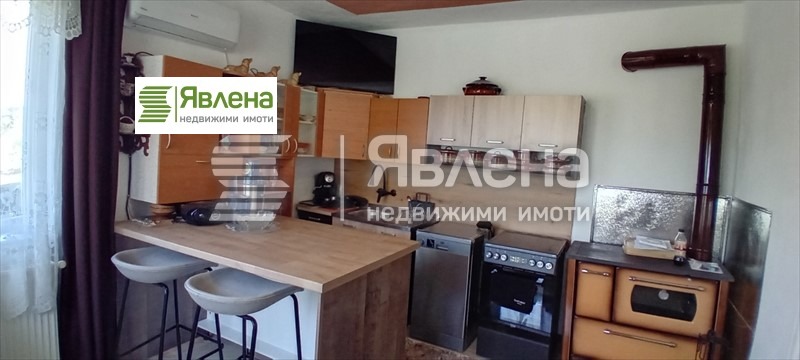 Продава  Етаж от къща град Перник , Църква , 78 кв.м | 20901043 - изображение [2]