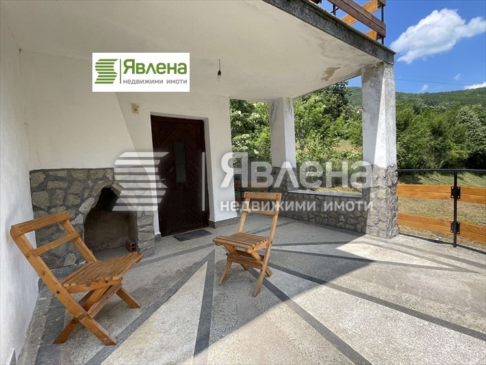 Till salu  Hus region Sofia , Svoge , 100 kvm | 94379326