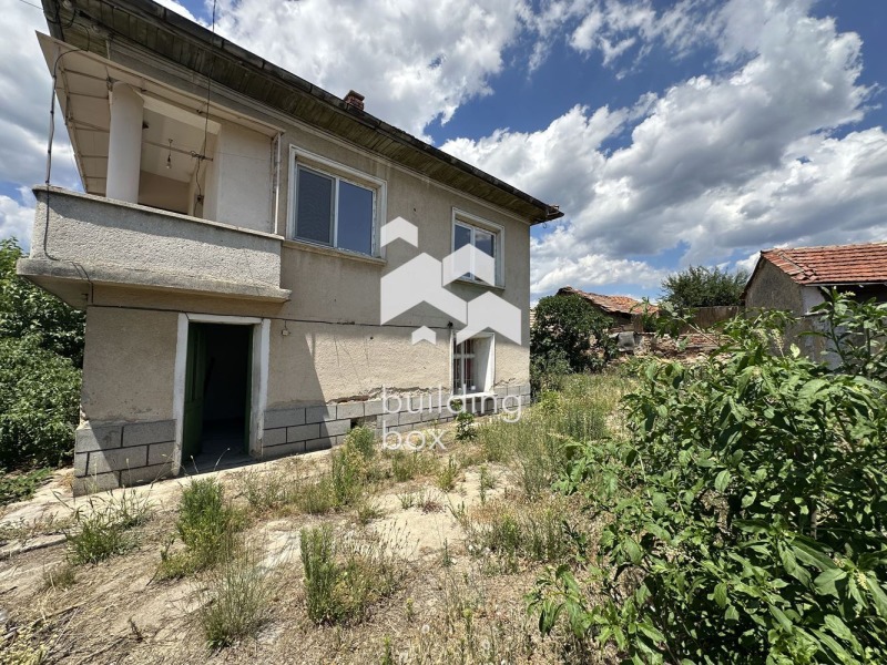 Продава КЪЩА, с. Старосел, област Пловдив