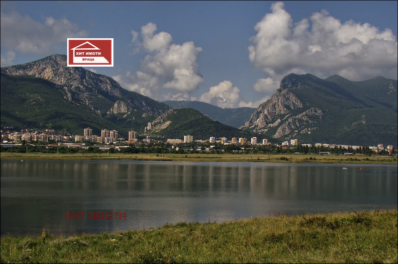 Продава бизнес имот, гр. враца, студентски град