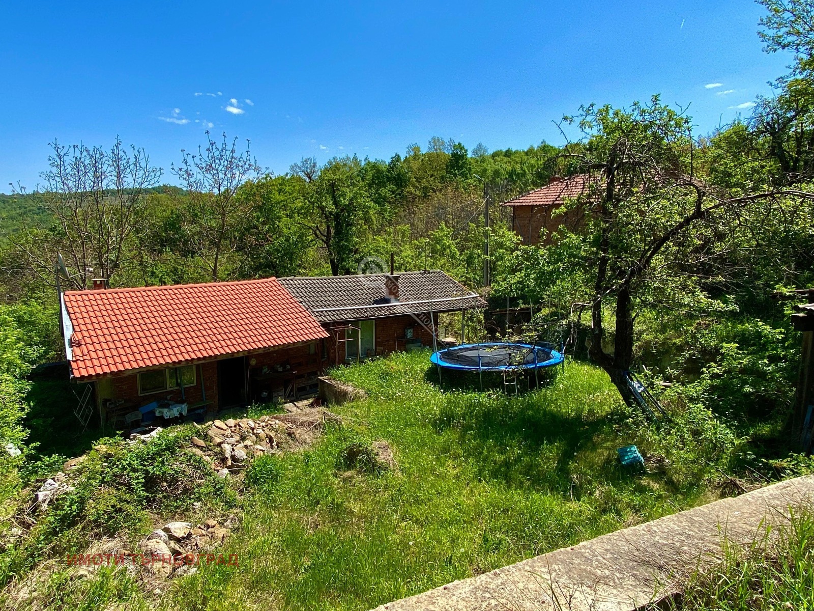 Продава КЪЩА, с. Шарани, област Габрово, снимка 2 - Къщи - 50192584