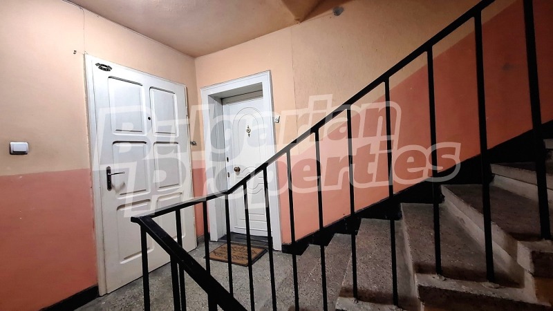 Продава 2-СТАЕН, гр. Варна, Окръжна болница-Генерали, снимка 11 - Апартаменти - 53385709