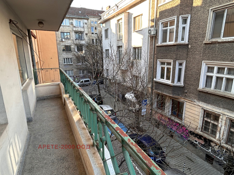 Продава МНОГОСТАЕН, гр. София, Център, снимка 4 - Апартаменти - 52813928