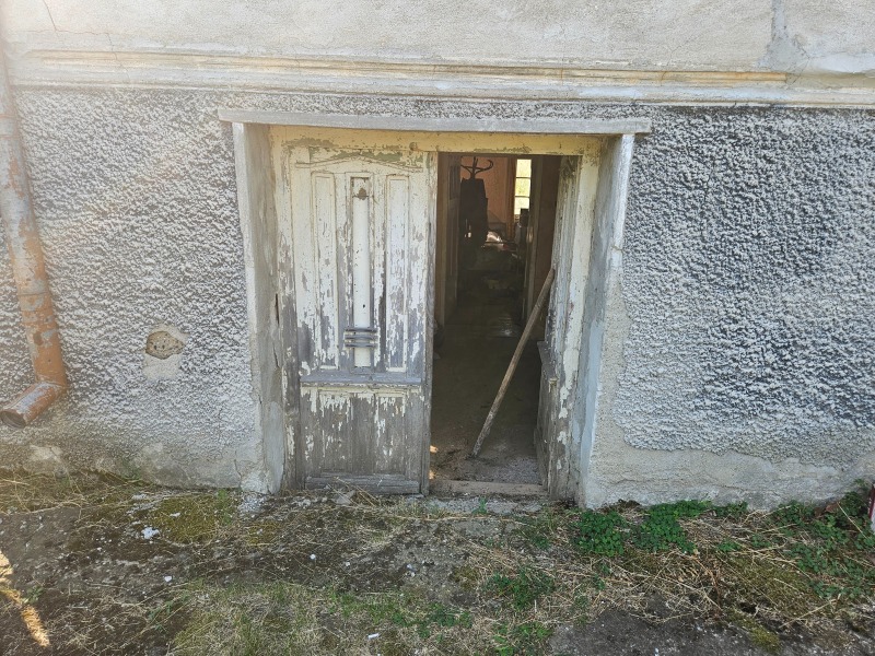 Продава КЪЩА, с. Кутово, област Видин, снимка 3 - Къщи - 53290930