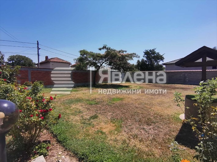 Продава КЪЩА, гр. Брезово, област Пловдив, снимка 3 - Къщи - 53979842