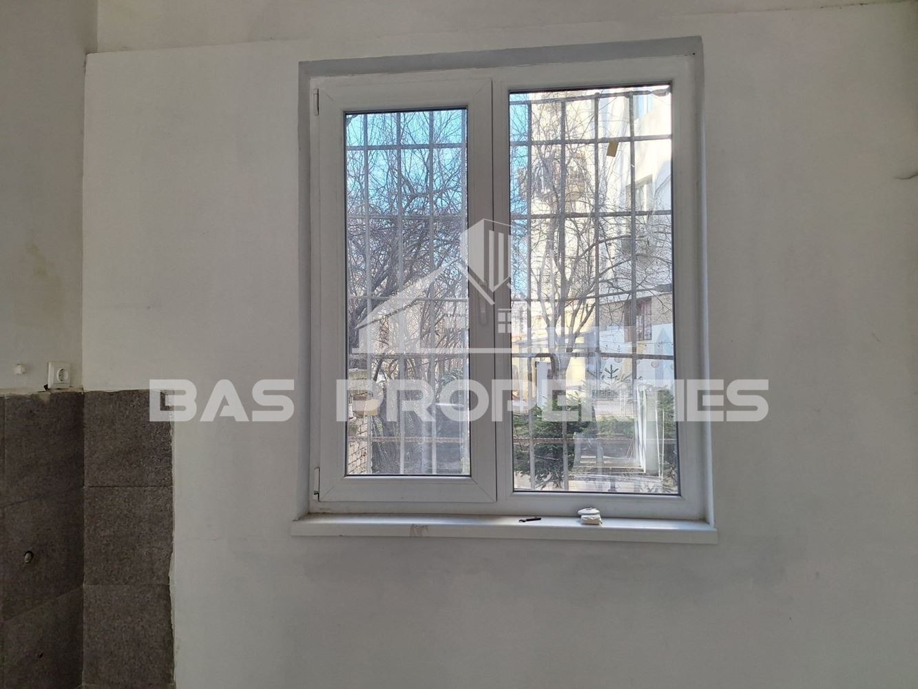 Продава МАГАЗИН, гр. София, Център, снимка 3 - Магазини - 53854928