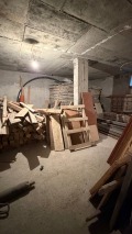 Продава  Склад град Русе , Централен южен район , 100 кв.м | 68794574 - изображение [2]